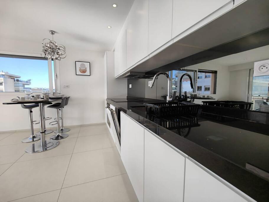 Cannes Vue Mer T2 61M²+ Parking Eksteriør bilde